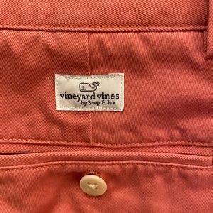 🎉Vineyard Vines SZ-30x30 Great condition!!